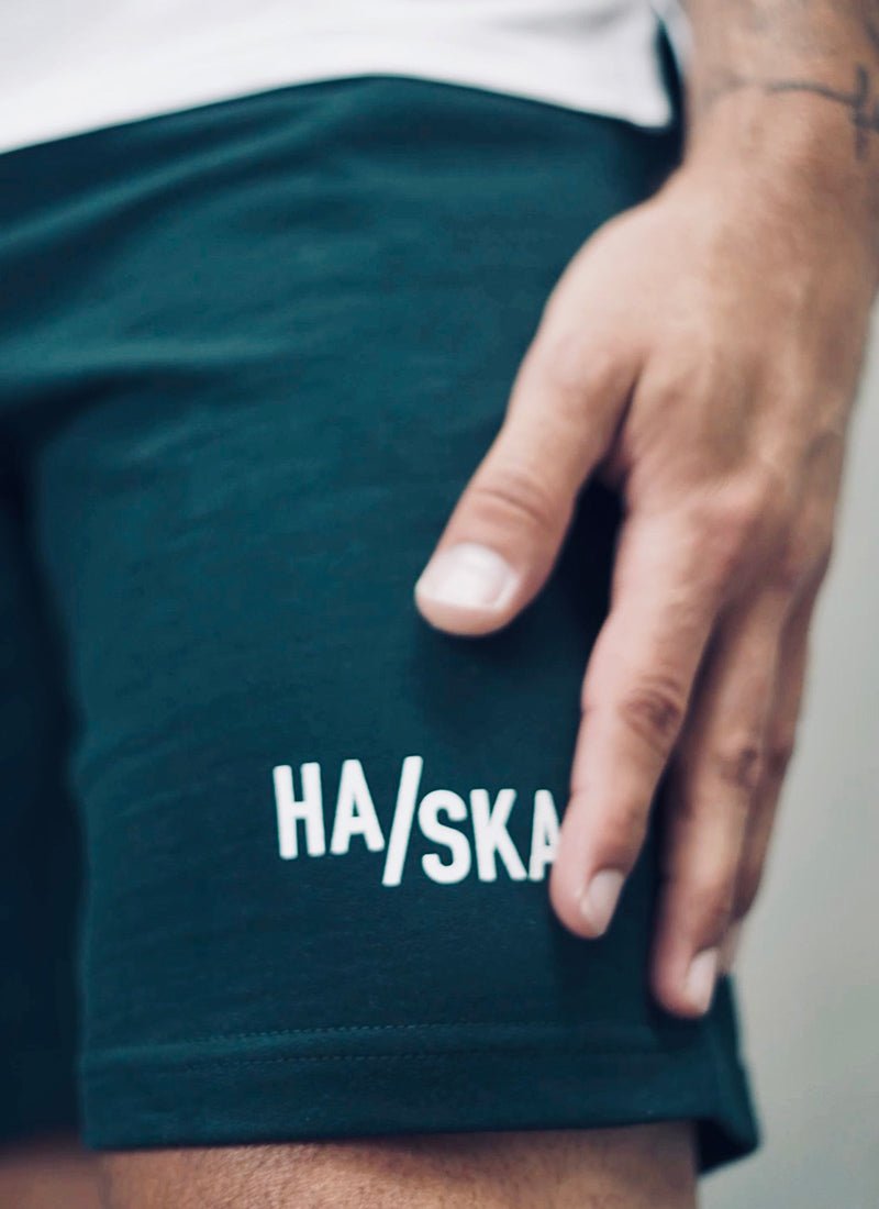 Minimal / Daily Comfortable Shorts - HALSKA